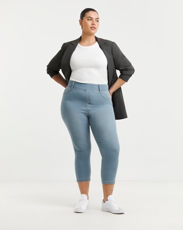 Simply Be Light Wash Pull On Capri Jegging