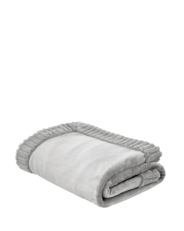 Catherine Lansfield Velvet Faux Fur Cosy Throw