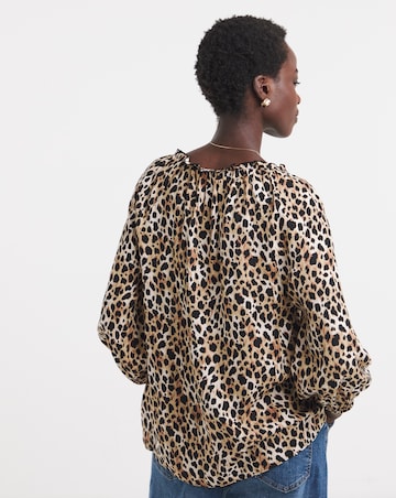 Square Neck Three Quarter Sleeve Top