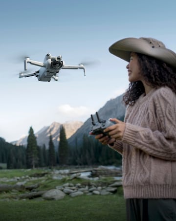 DJI Mini 4 Pro Drone (with RC 2 Remote Controller)