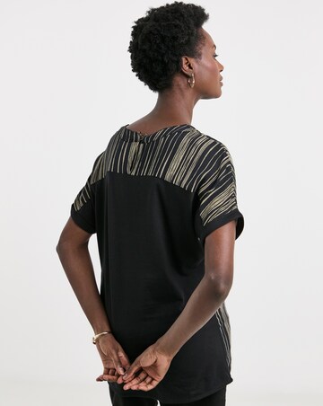 Mono Print Woven Front Longline Curved Hem Top