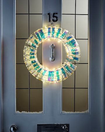 Light Up 45cm Wreath - Indoor Outdoor Use