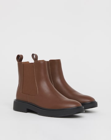 Arya Classic Chelsea Boots - Wide Fit (E)