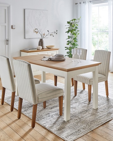 Julipa Ashford Dining Table with 4 Everly Chairs