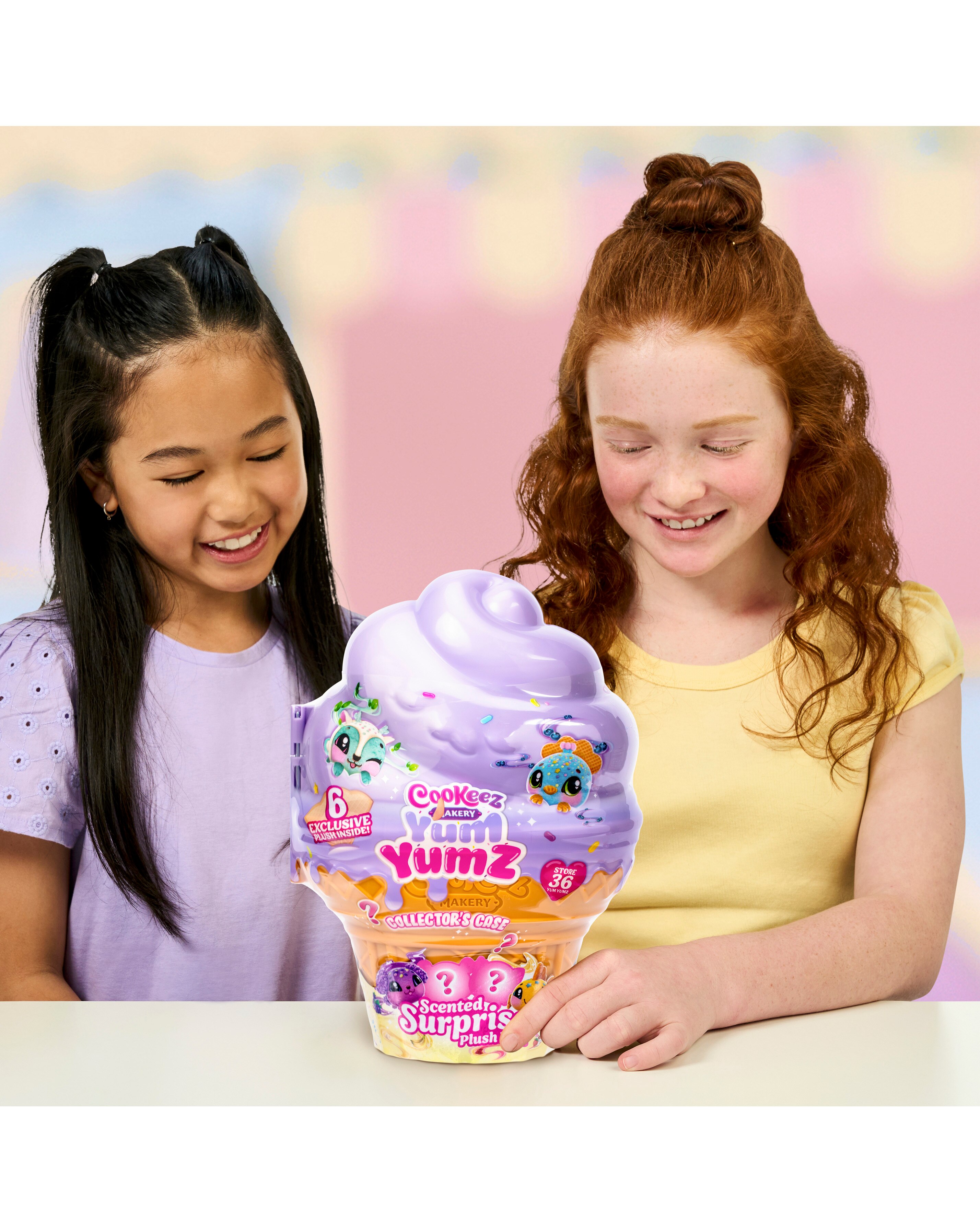 Cookeez Makery Yum Yumz Collector Case with 6 Plush Toys | JD Williams