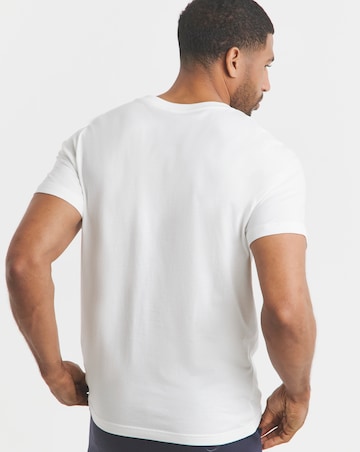 PUMA Essentials 2 Colour Small No. 1 Logo T-Shirt