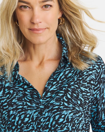 Dipped Back Viscose Shirt