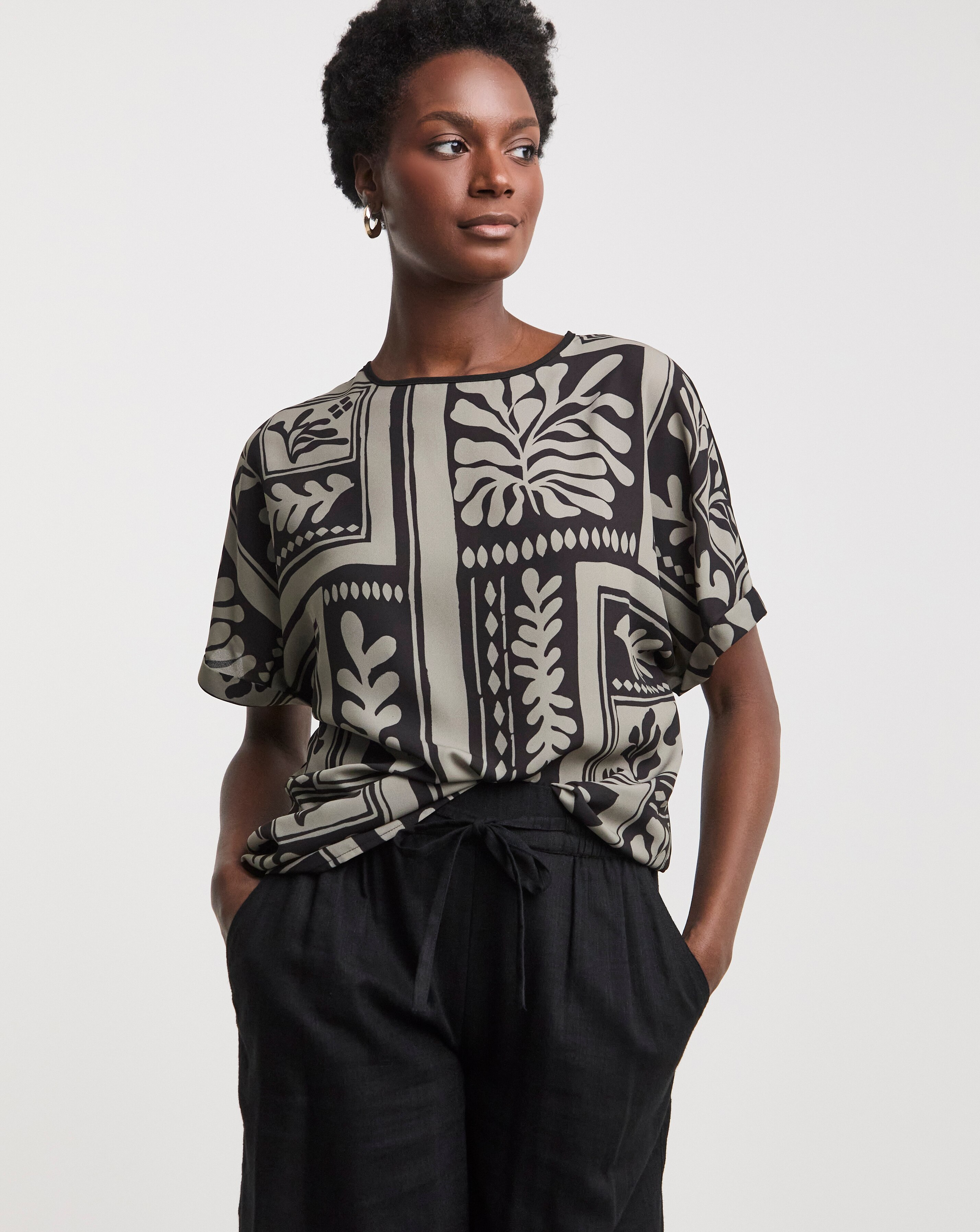 Woven Crepe Short Sleeve Boxy Top