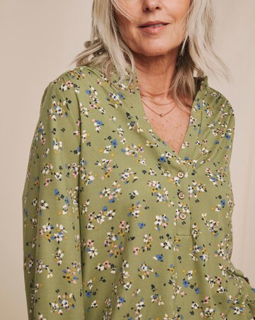 Julipa Bubble Hem Button Top