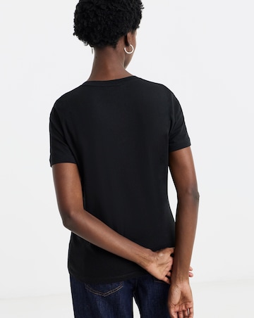 Tommy Hilfiger Logo Short Sleeve Crew Neck