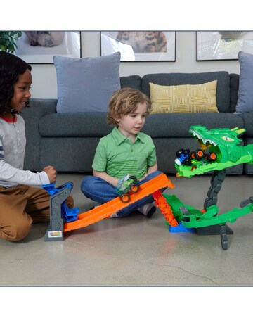 Hot Wheels Monster Trucks Sharks vs Dinos Dragon Destruction