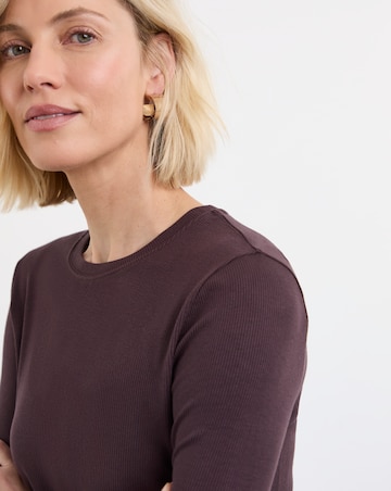 Ribbed Crew Neck Long Sleeve Top
