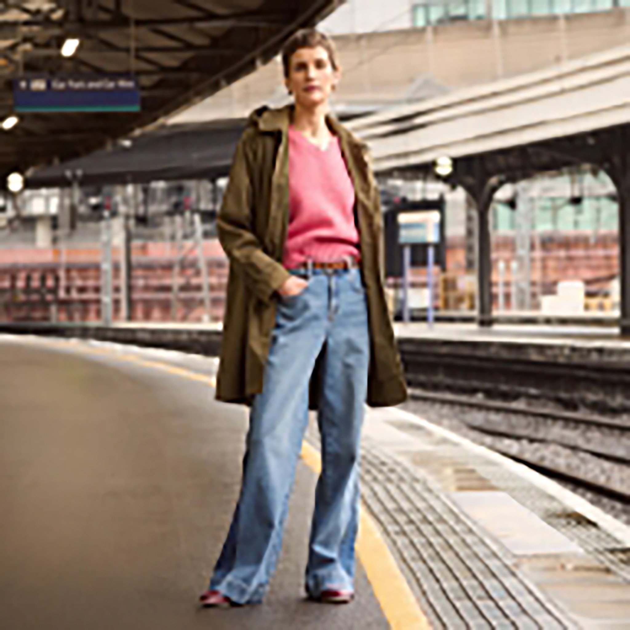 Pretty lady in blousse