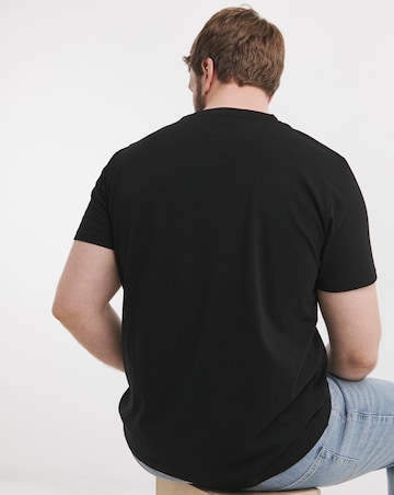 Manhattan Graphic T-Shirt