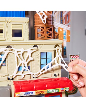 Marvel Spider-Man VenomVersus Web Slinging City Playset