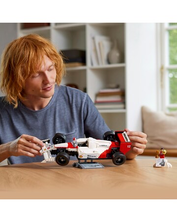 LEGO Icons McLaren MP4/4 & Ayrton Senna Set 10330