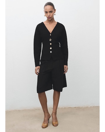 MANGO JACKET WITH INTEREST BUTTON DETAIL