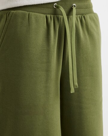 Wide Leg Jogger