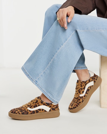 Courage Chunky Retro Trainer - Wide Fit (E)