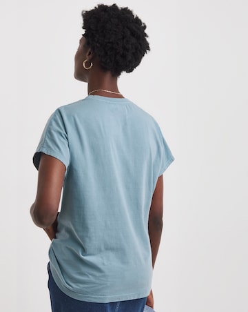 Embellished Graphic Short Sleeve T-Shirt