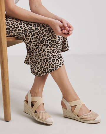 Appleton Wedged Closed Toe Espadrilles - Extra Wide Fit (EEE)