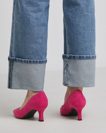 Heavenly Soles Kirsten Pointed Toe Kitten Heel Shoes - Extra Wide Fit (EEE)