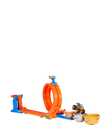 Hot Wheels Monster Trucks Loop-And-Flip Trophy Challenge Playset