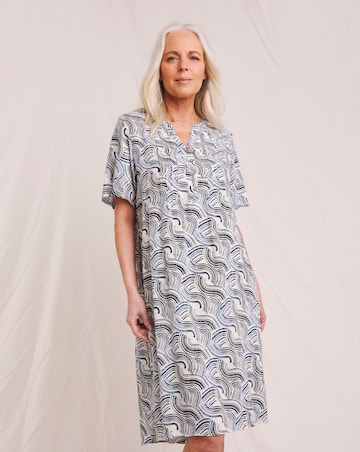 Julipa Printed Textured Crinkle Shift Dress