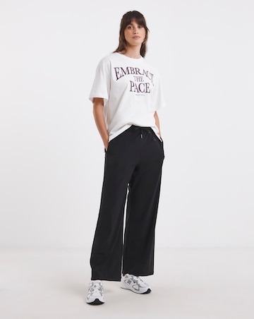 Sweaty Betty Embrace The Pace T-Shirt