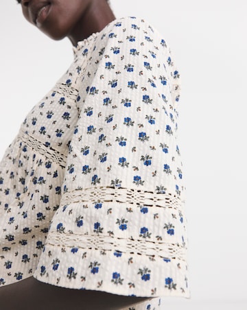 Printed Pure Cotton Seersucker Trim Short Sleeve Blouse