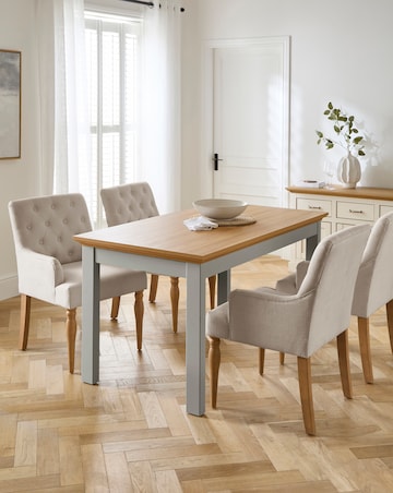 Ashford Dining Table with 4 Mae Chairs