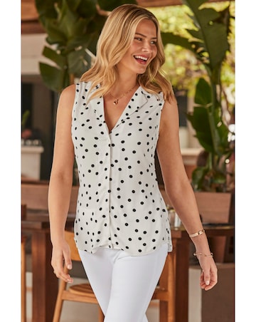 Sosandar Sleeveless Spot Shirt