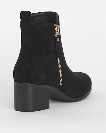 Cushion Walk Block Heel Boot E Fit