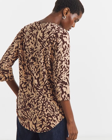 Longline Curved Hem 3/4 Sleeve Top