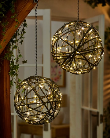 2 Main Powered Lit Hanging Balls