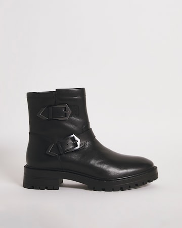 Leather Chunky Buckle Boot E Fit