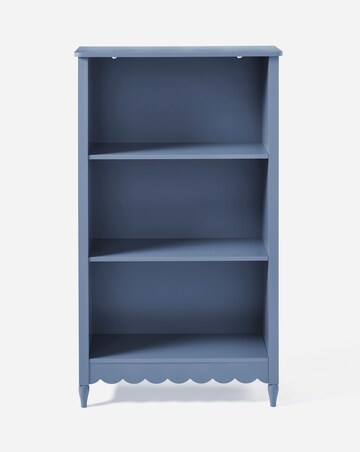 Julipa Dalia Bookshelf