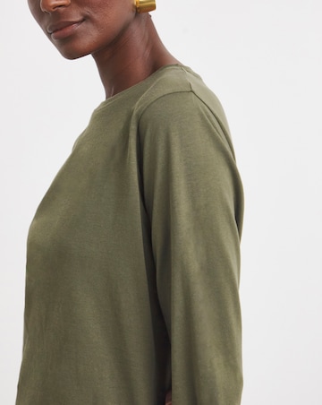Longline Curved Hem 3/4 Sleeve