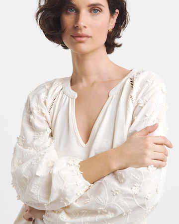 Long Sleeved 3D Lace Blouse