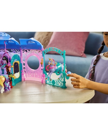 Unicorn Academy Playset Starglow Fountain & Stable