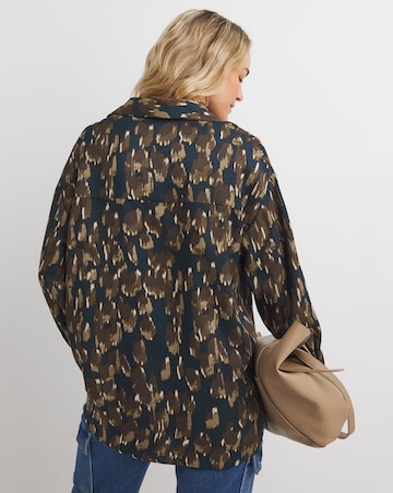 Womens Collar Detail Long Sleeve Blouse - Abstract Print