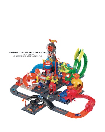 Hot Wheels City Expansion Track Pack 10-Piece Set + Car