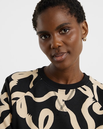 Bow Print Longline Sweatshirt