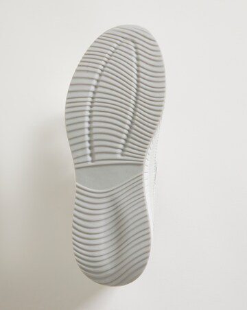 Juniper Leather Touch & Close Bar Shoe Wide E Fit