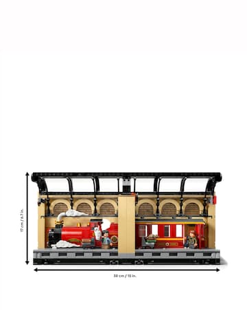 LEGO Harry Potter Book Nook: Hogwarts Express, Magical Toy for Kids 76450