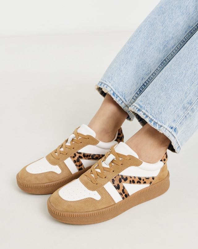 Rumba Leather Retro Lace up Trainer Wide Fit (E)