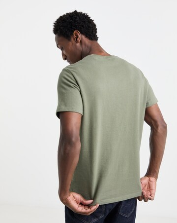 Textured Crew Neck T-Shirt