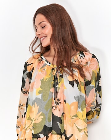 Sonder Studio Printed Belted Dress