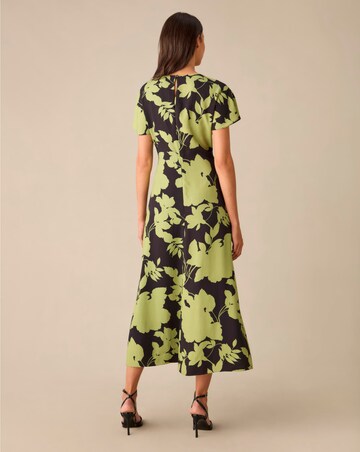 Ro&Zo Shadow Floral Harper Midi Dress