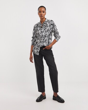 Dipped Back Viscose Shirt